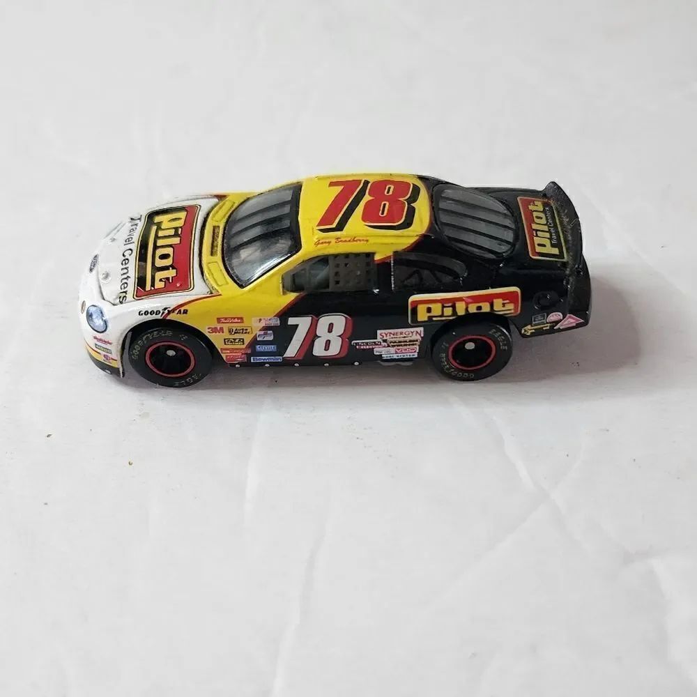 Racing Champions 1998 Gary Bradberry #78 Pilot Travel Center Ford Taurus 8" L